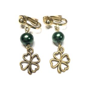 Handmade Shamrock Clip On Earrings Women St. Patrick’s Day Gift Party Jewelry